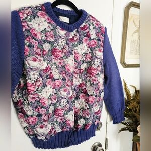 Vintage Quilted Floral Blue Knit Cardigan Sweater Womens Light Jacket